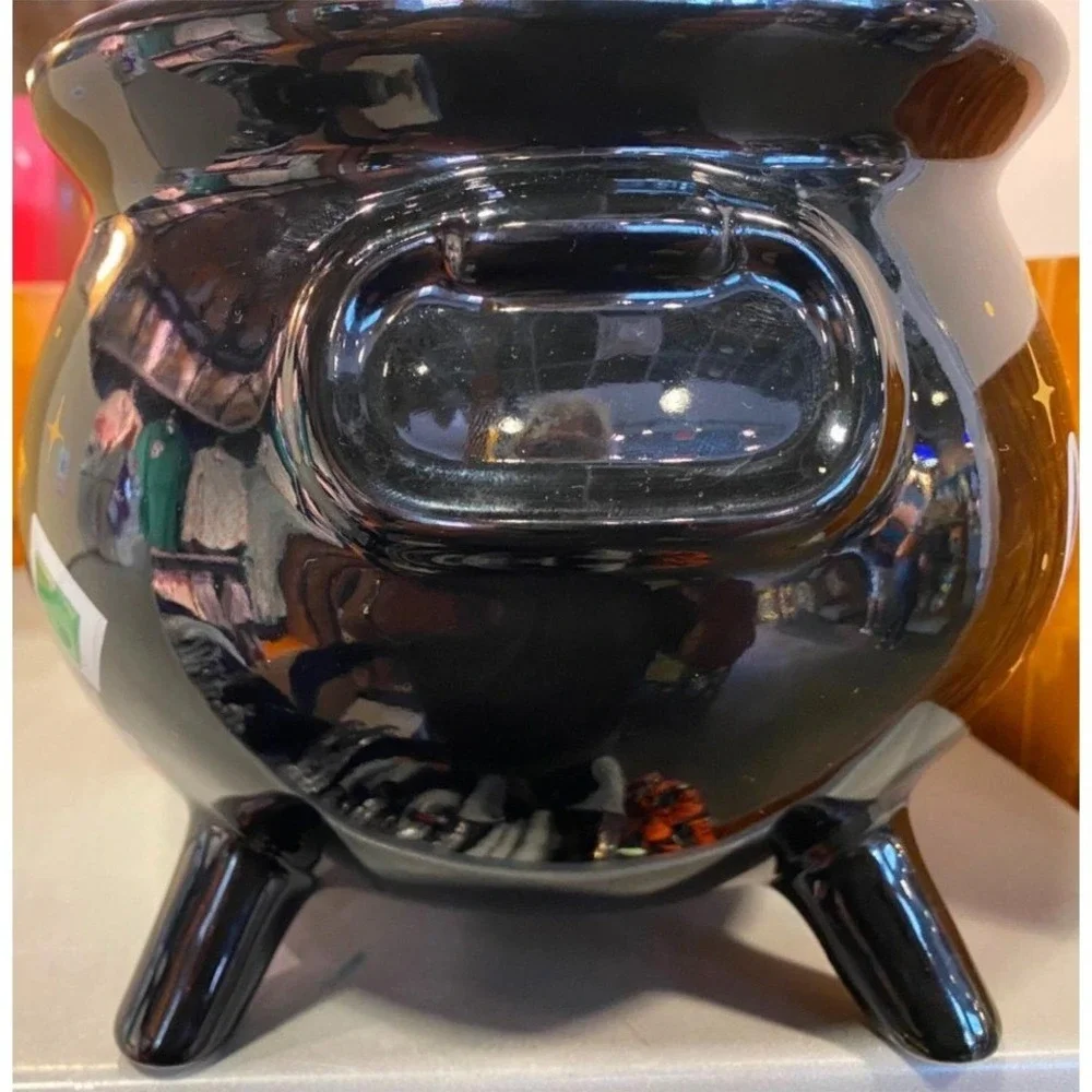 Disney Hocus Pocus Sanderson Sisters Cauldron Bowl Black Stoneware 81oz Hallowee